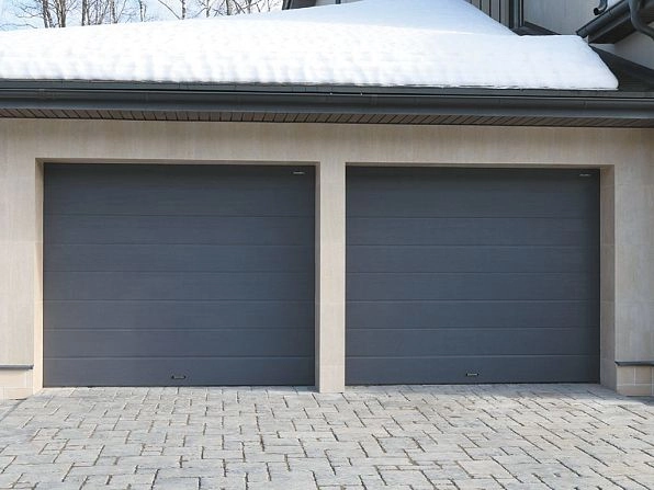 Секционные ворота 2500х2200 мм антрацитовые DoorHan RSD02, kansk.doorhan.ru